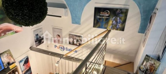 Коммерческая недвижимость с 4 комнатами в Падуя, Италия № 364017 6