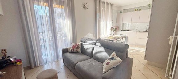 2 bedrooms Apartment in Castello di Cisterna, Italy No. 348866 3