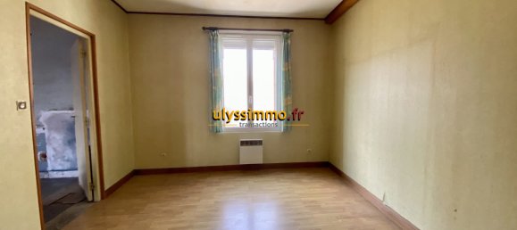 Casa de 3 dormitorios en Amy, France No. 78121 14