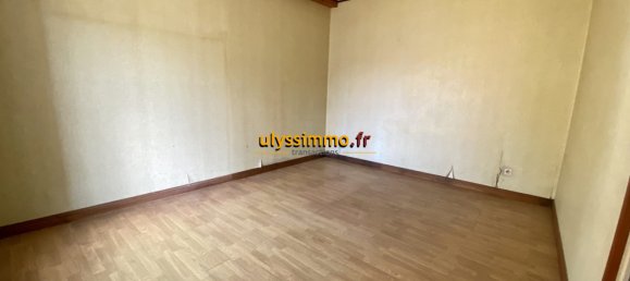 Casa de 3 dormitorios en Amy, France No. 78121 12