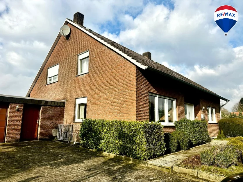 8غرفة تاون هاوس في Warendorf, Germany رقم 223145