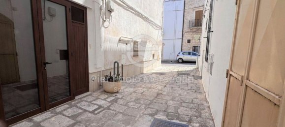 Dúplex de 6 habitaciónes en Ostuni, Italy No. 309376 2