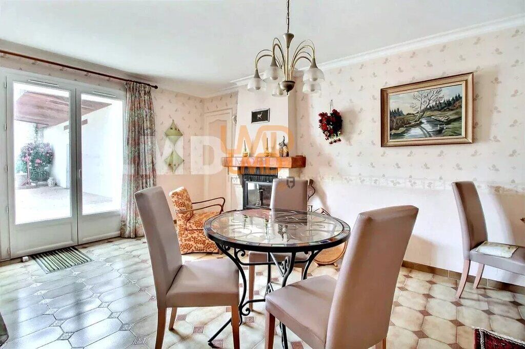 4 غرف نوم منزل في Charente, France رقم 335393