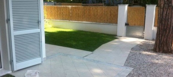 Villa de 4 dormitorios en Forte dei Marmi, Italy No. 191734 5