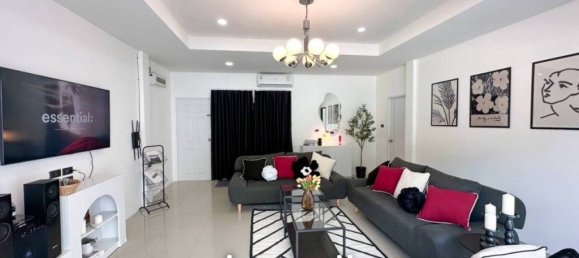 6 bedrooms Villa in Pattaya, Thailand No. 13772 7