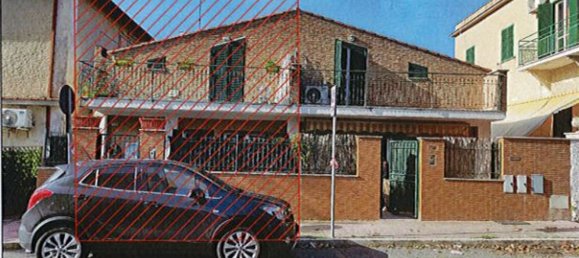 3-salle Maison à Santa Marinella, Italy No. 184358 4