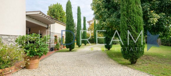 20-salle Villa à Montecarlo, Italy No. 195964 32