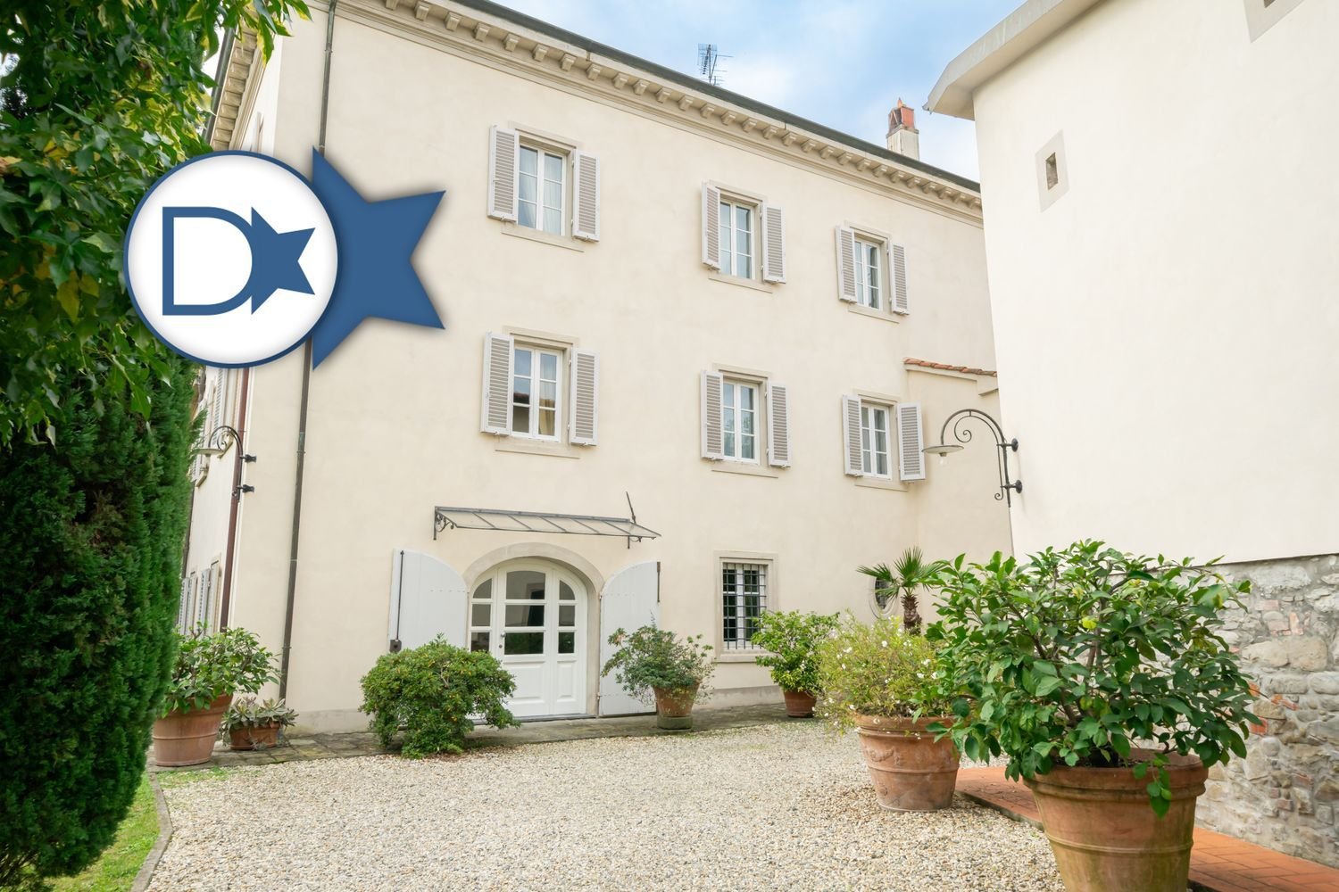 20-salle Villa à Montecarlo, Italy No. 195964