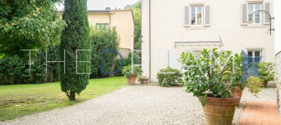 20-salle Villa à Montecarlo, Italy No. 195964 2