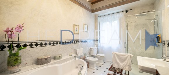 20-salle Villa à Montecarlo, Italy No. 195964 14