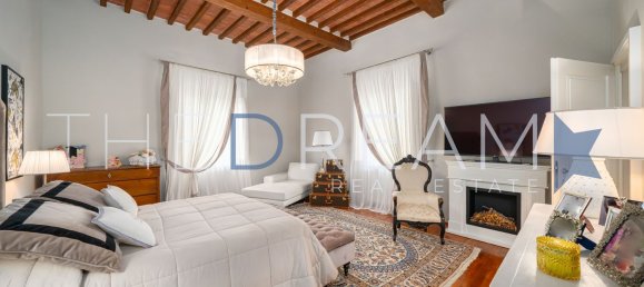 20-salle Villa à Montecarlo, Italy No. 195964 25