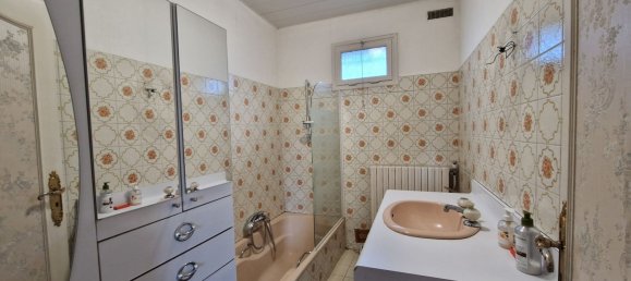 4 bedrooms House in Janvry, France No. 173109 9