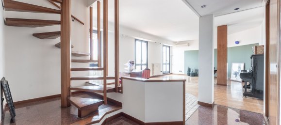 4 bedrooms Duplex in Milan, Italy No. 362646 11
