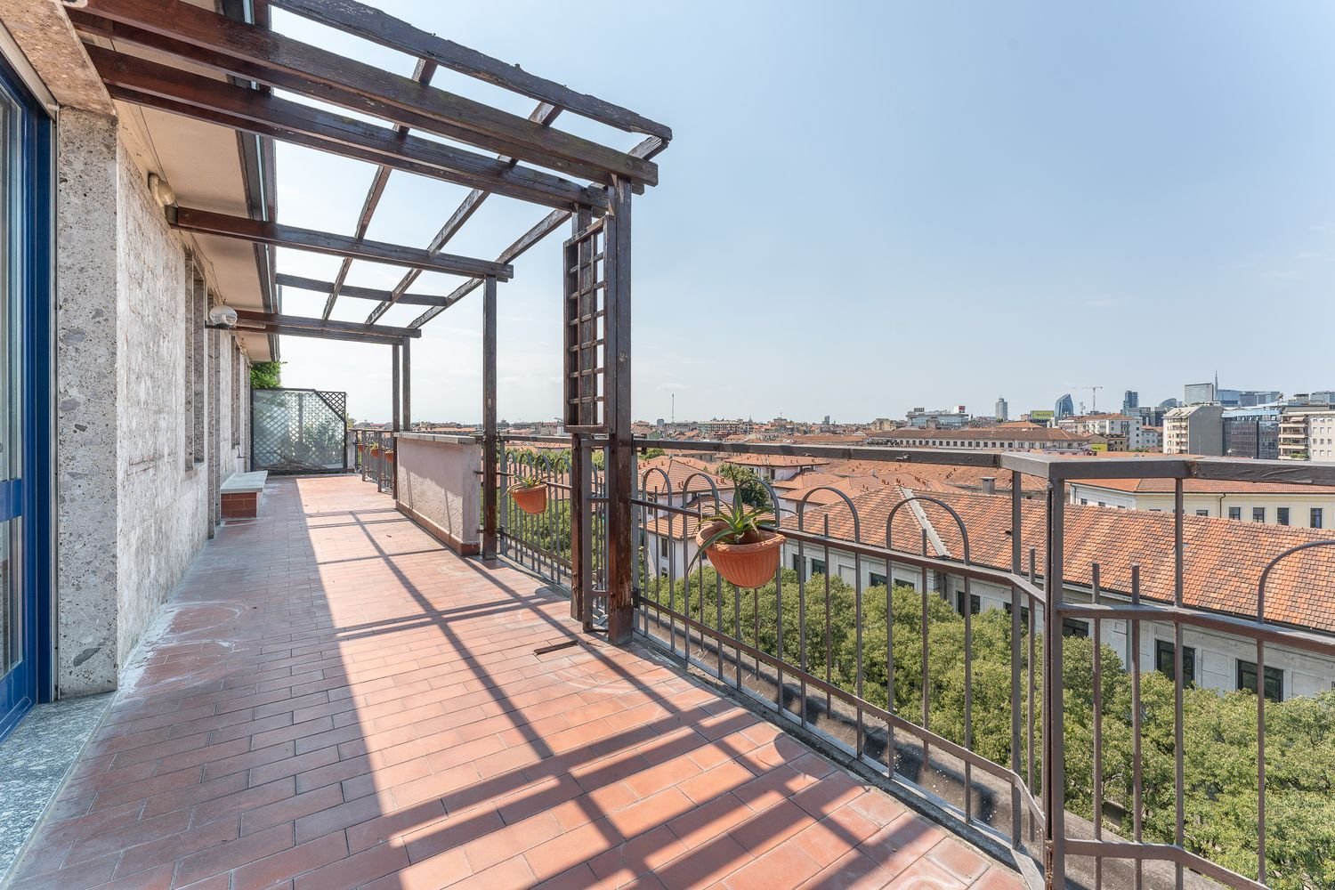 4 bedrooms Duplex in Milan, Italy No. 362646