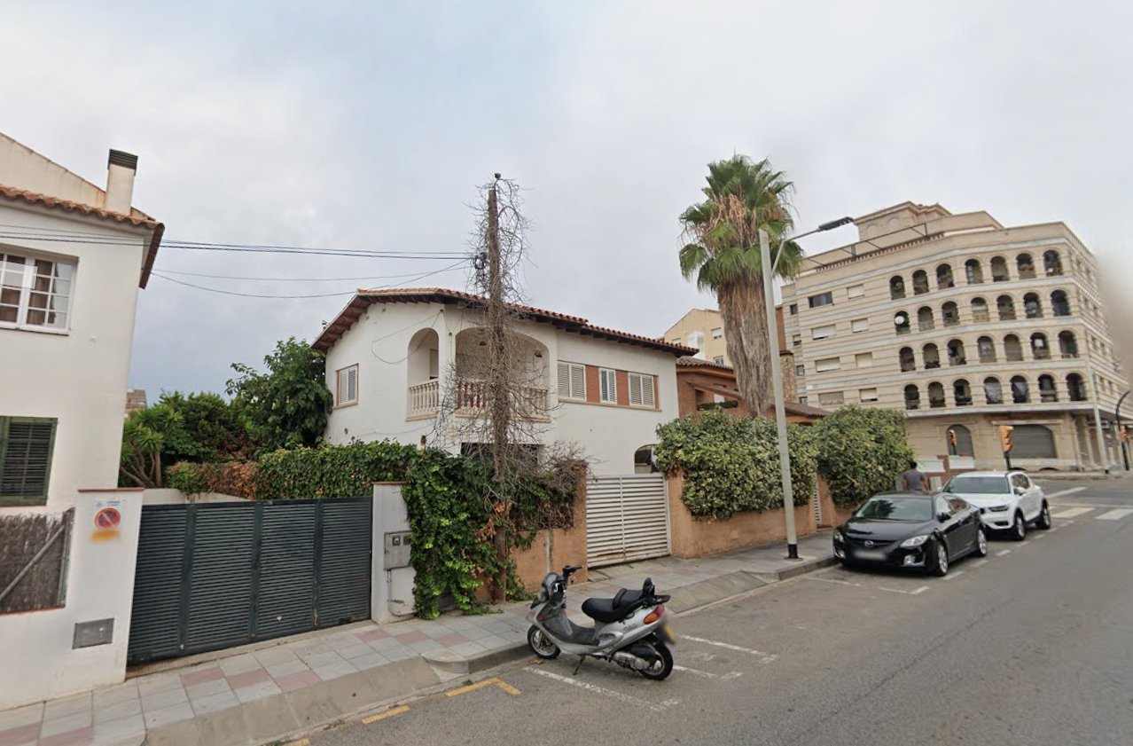 4 bedrooms House in El Vendrell, Spain No. 240566