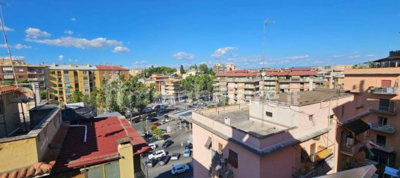 1 bedroom Apartment in Rome, Italy No. 261866 20