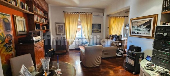 1 bedroom Apartment in Rome, Italy No. 261866 3