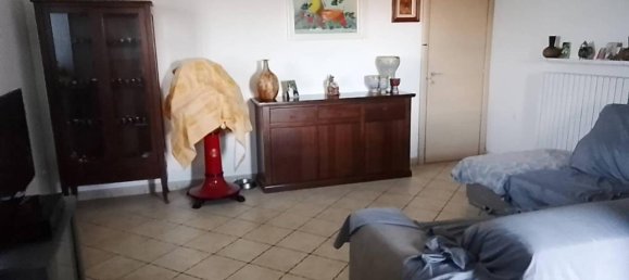 Дом с 6 комнатами в Роттофрено, Италия № 86805 4