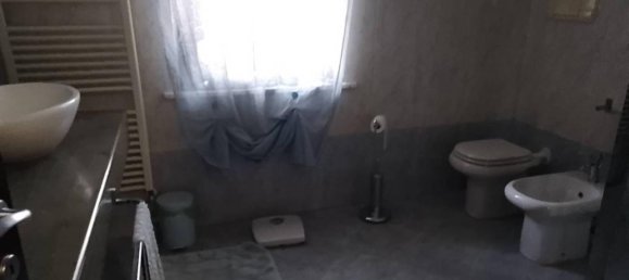 Дом с 6 комнатами в Роттофрено, Италия № 86805 20