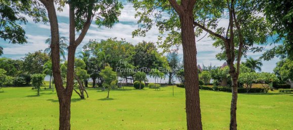 2 bedrooms Condo in Pattaya, Thailand No. 10647 13