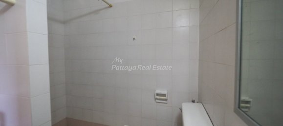 2 bedrooms Condo in Pattaya, Thailand No. 10647 3