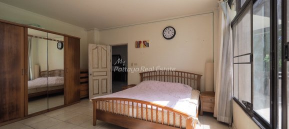 2 bedrooms Condo in Pattaya, Thailand No. 10647 6