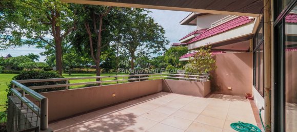 2 bedrooms Condo in Pattaya, Thailand No. 10647 10