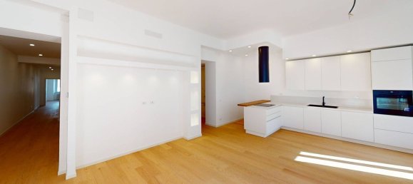 4 rooms Apartment in Trieste, Italy No. 38475 5