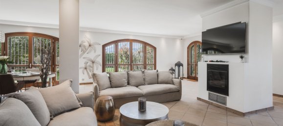 7 bedrooms Villa in Estepona, Spain No. 133899 6