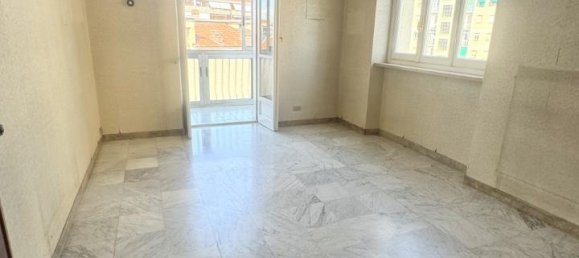 3غرفة شقة في Turin, Italy رقم 230863 4
