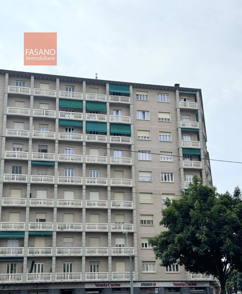 3غرفة شقة في Turin, Italy رقم 230863