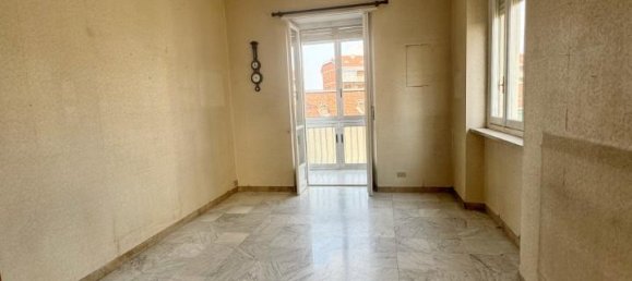 3غرفة شقة في Turin, Italy رقم 230863 6