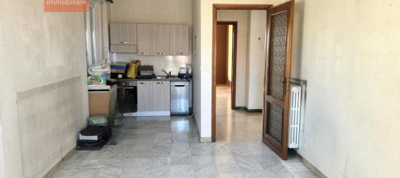 3غرفة شقة في Turin, Italy رقم 230863 10
