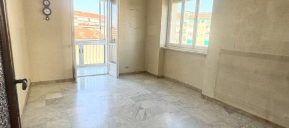3غرفة شقة في Turin, Italy رقم 230863 8