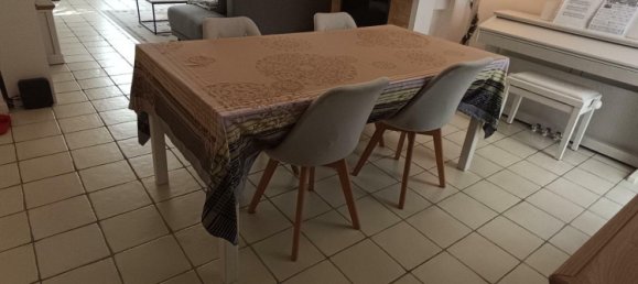 3 bedrooms House in Cergy, France No. 352692 3