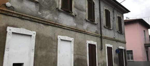 4 rooms Apartment in Inveruno, Italy No. 112316 2