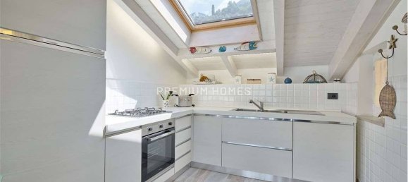 2 bedrooms Penthouse in Malcesine, Italy No. 360593 6