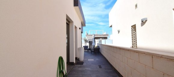 3 bedrooms Villa in Alicante, Spain No. 177091 16