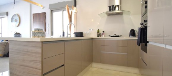 3 bedrooms Villa in Alicante, Spain No. 177091 5