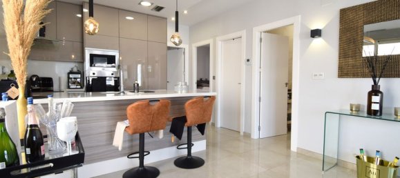 3 bedrooms Villa in Alicante, Spain No. 177091 4