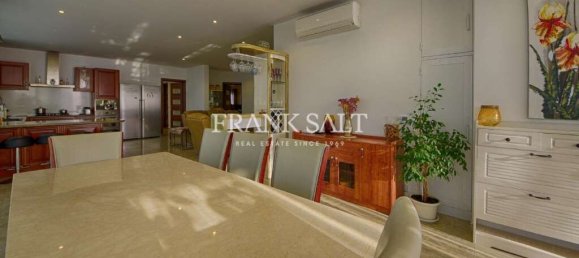 Ático de 3 dormitorios en Gzira, Malta No. 1250 13