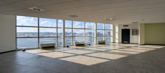 190m² Office in Mantua, Italy No. 364574 27