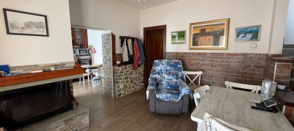 2 Schlafzimmer Villa in Montevarchi, Italy, Nr. 162198 3