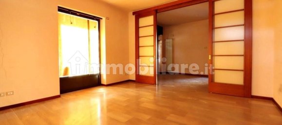 55m² Commercial property in Cassano d'Adda, Italy No. 350914 2