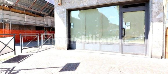 55m² Commercial property in Cassano d'Adda, Italy No. 350914 9