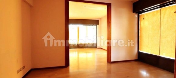 55m² Commercial property in Cassano d'Adda, Italy No. 350914 6