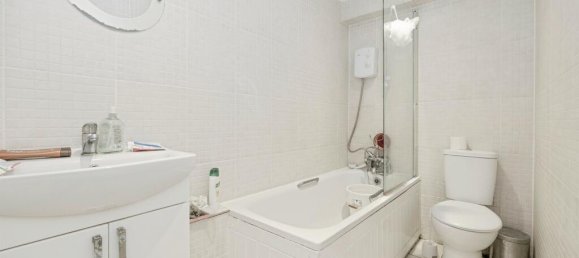 2 bedrooms Apartment in Watford, United Kingdom No. 6120 11