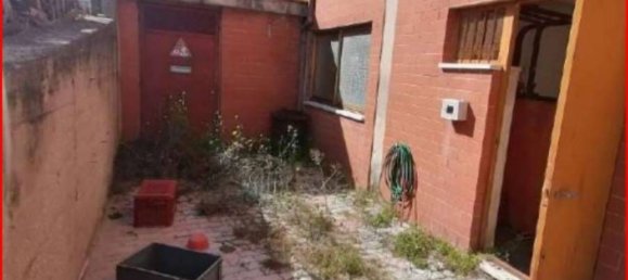 865m² Commercial property in Torre San Patrizio, Italy No. 183278 13