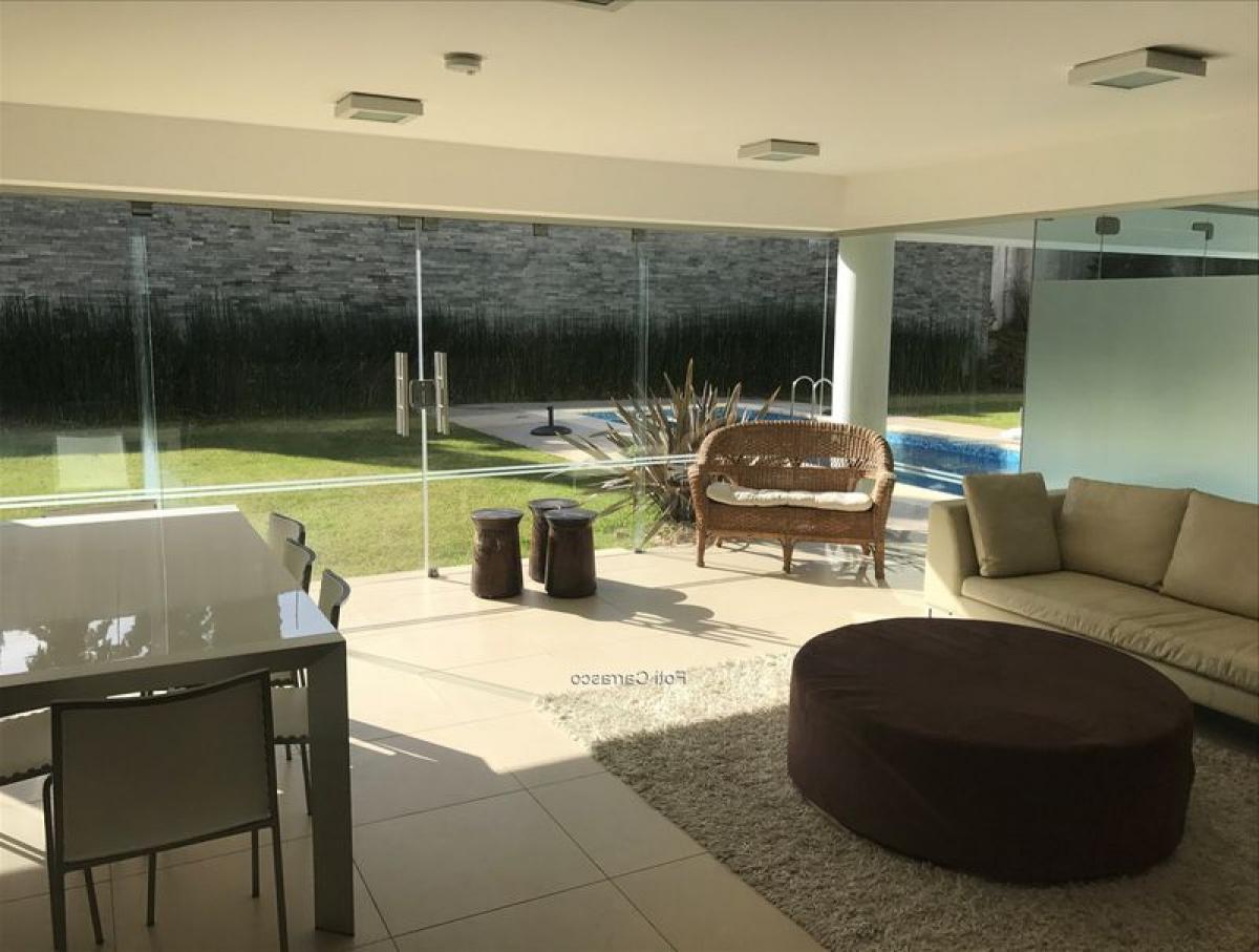 2 bedrooms Apartment in Montevideo, Uruguay No. 3929