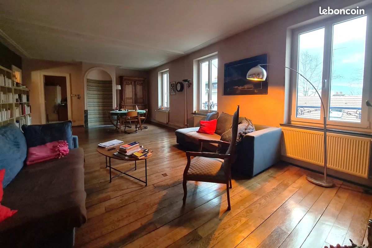 5-salle Appartement à Nancy, France No. 42970